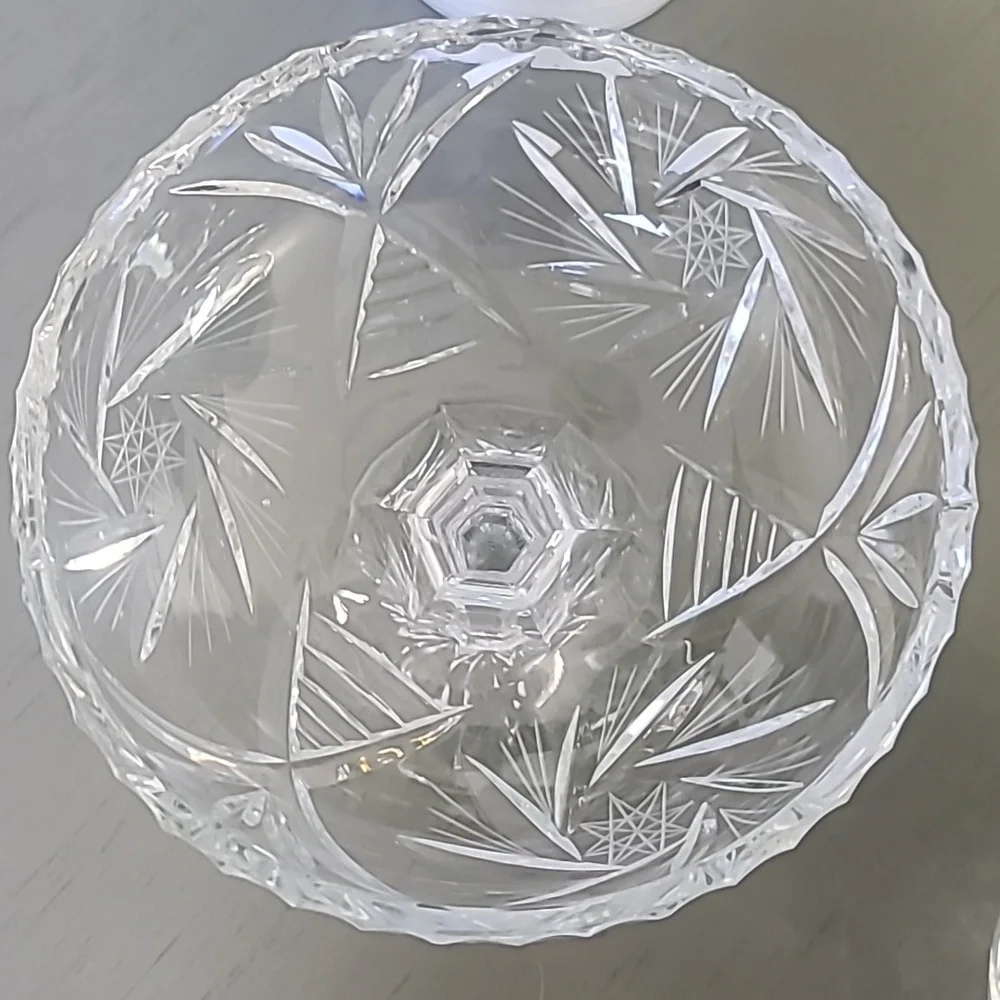 Stunning Set Of Vintage Pinwheel Elegant Crystal Glassware Set
